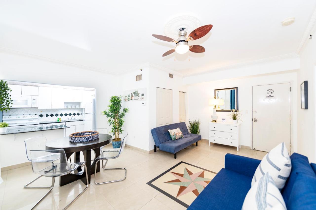 Apartments On Ocean Drive Miami Beach Exterior foto